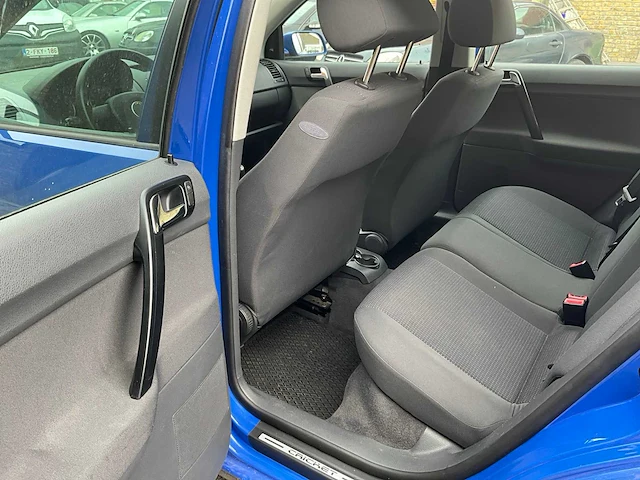 2004 volkswagen polo personenauto - afbeelding 9 van  24