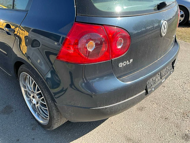 2004 vw golf - afbeelding 16 van  32