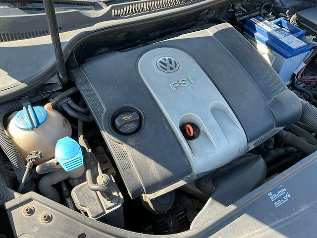 2004 vw golf - afbeelding 24 van  32