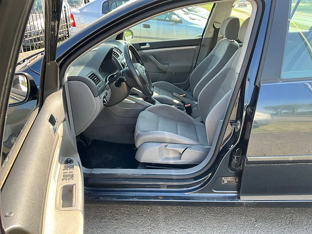 2004 vw golf - afbeelding 32 van  32