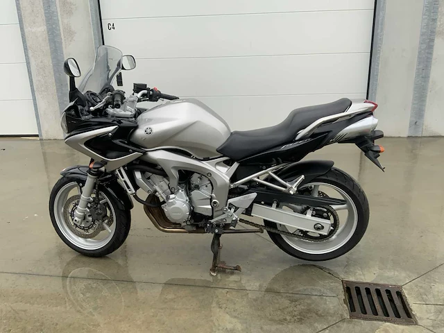 2004 yamaha fazer rj07 motorfiets - afbeelding 13 van  15