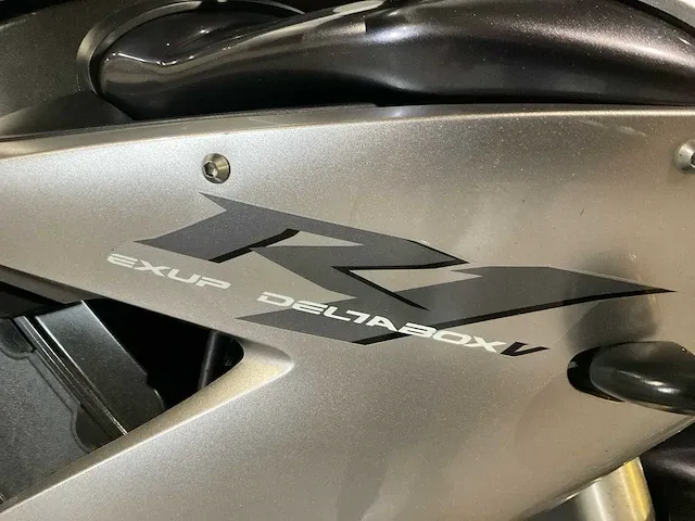 2004 yamaha r1 motorfiets - afbeelding 2 van  13