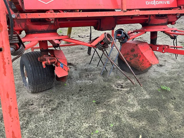 2005 - kuhn gf8501mho hooikeerder - afbeelding 4 van  20