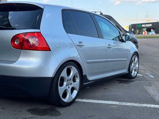 2005 - volkswagen golf - personenauto - afbeelding 12 van  16