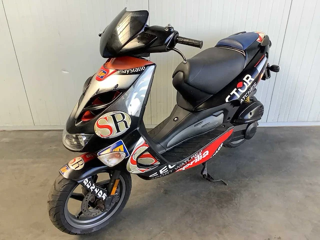 2005 aprillia bromscooter - sr 50 lc r. ditech - - afbeelding 1 van  10