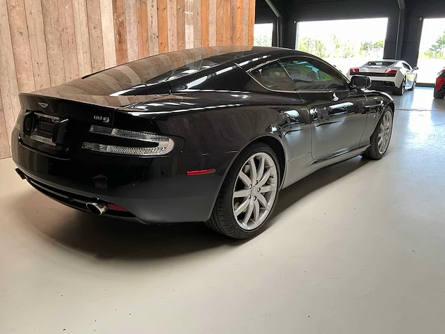 2005 aston martin db9 5.9 v12 personenauto - afbeelding 46 van  47