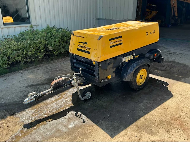 2005 atlas copco xas 4700 box hogedrukcompressor - afbeelding 1 van  13