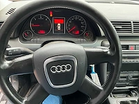2005 audi a4 avant v6 tdi - afbeelding 3 van  30