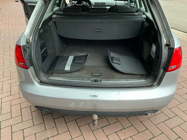 2005 audi a4 avant v6 tdi - afbeelding 6 van  30