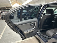 2005 bmw 320i sedan 2.0i 150 pk auto - afbeelding 15 van  45