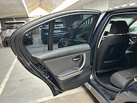 2005 bmw 320i sedan 2.0i 150 pk auto - afbeelding 15 van  45