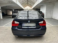 2005 bmw 320i sedan 2.0i 150 pk auto - afbeelding 34 van  45