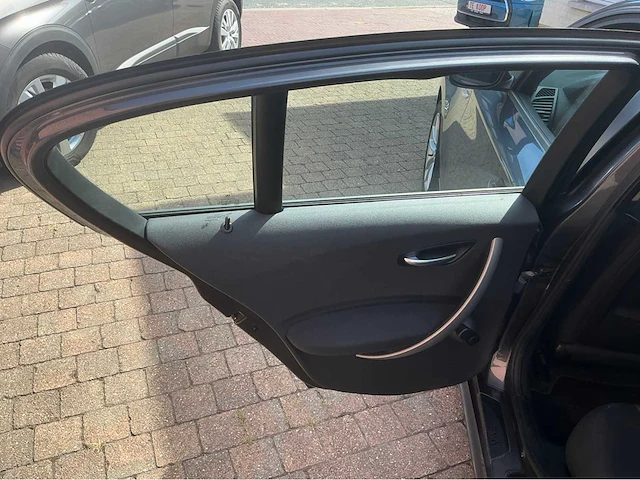 2005 bmw bmw 1 118i personenwagen - afbeelding 10 van  27