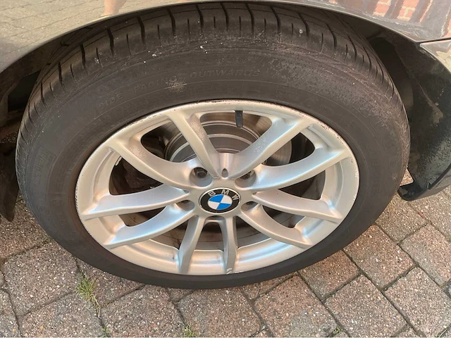 2005 bmw bmw 1 118i personenwagen - afbeelding 15 van  27