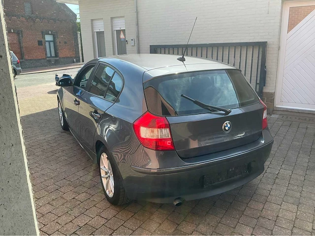 2005 bmw bmw 1 118i personenwagen - afbeelding 22 van  27
