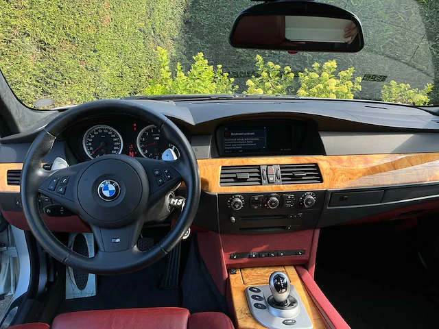 2005 bmw m5 e60 personenauto - afbeelding 6 van  71