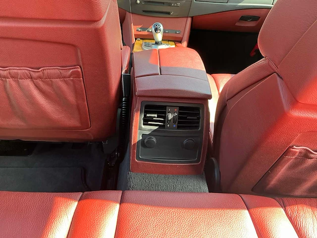 2005 bmw m5 e60 personenauto - afbeelding 17 van  71