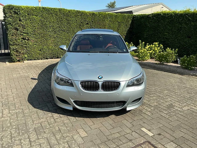 2005 bmw m5 e60 personenauto - afbeelding 12 van  71