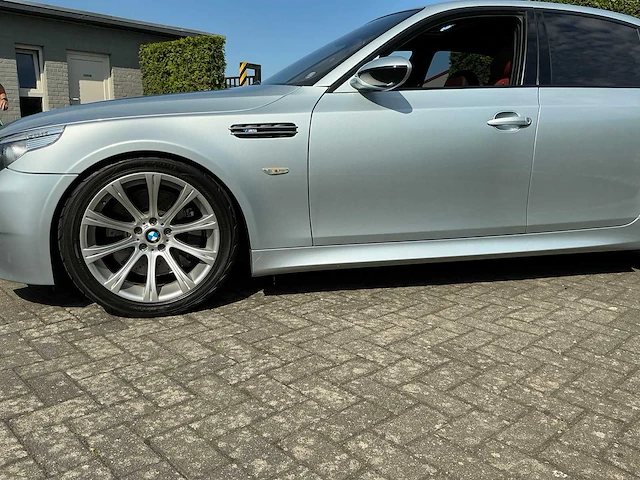 2005 bmw m5 e60 personenauto - afbeelding 51 van  71