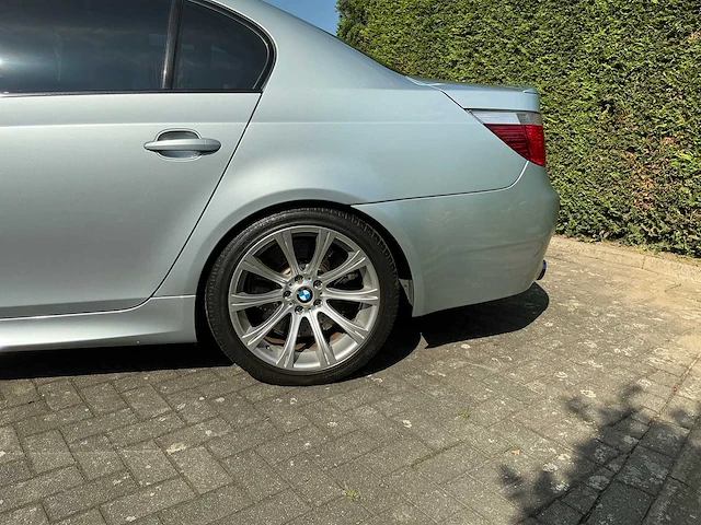 2005 bmw m5 e60 personenauto - afbeelding 52 van  71