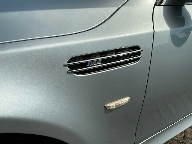 2005 bmw m5 e60 personenauto - afbeelding 59 van  71
