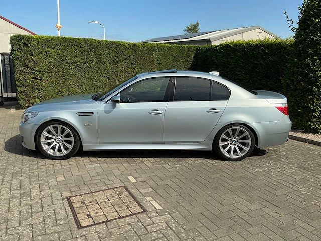 2005 bmw m5 e60 personenauto - afbeelding 67 van  71