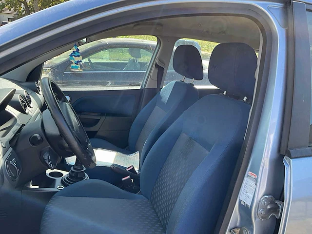 2005 ford fiesta personenauto - afbeelding 22 van  42