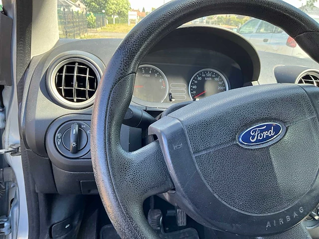 2005 ford fiesta personenauto - afbeelding 26 van  42