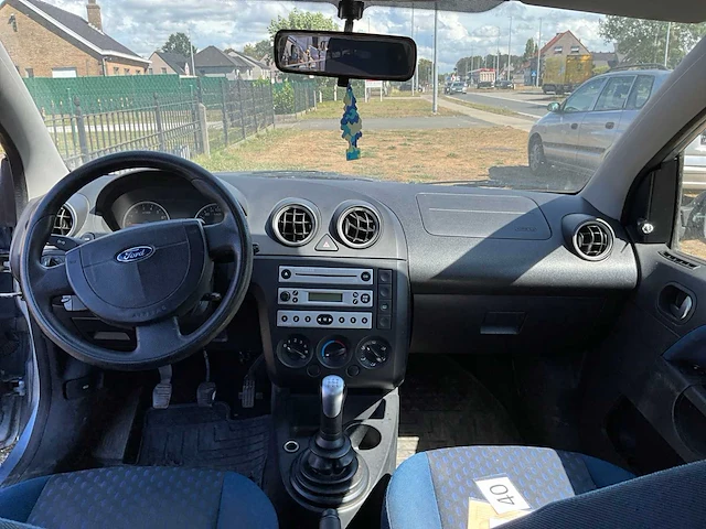 2005 ford fiesta personenauto - afbeelding 31 van  42