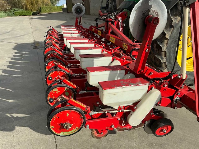 2005 gilles c-precis+ precisiezaaimachine - afbeelding 7 van  27