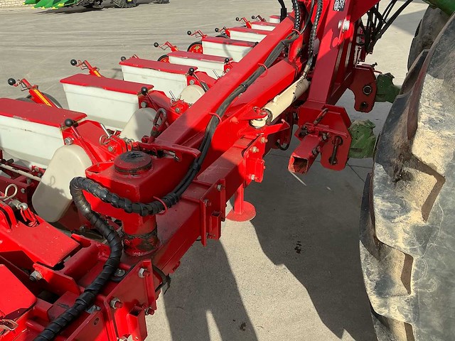 2005 gilles c-precis+ precisiezaaimachine - afbeelding 13 van  27