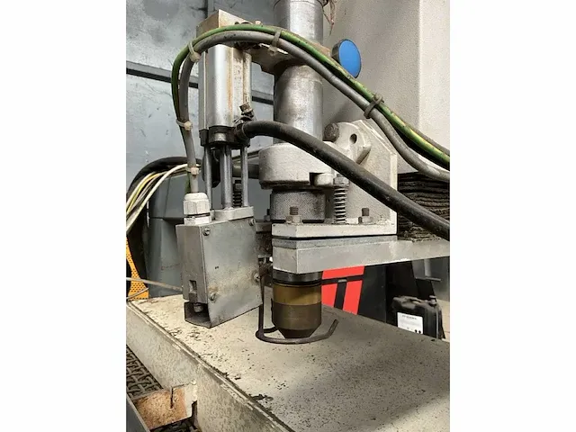 2005 haco compact 3015 plasmasnijmachine - afbeelding 23 van  24