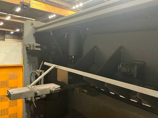 2005 haco hslx 3016 guillotineschaar - afbeelding 4 van  13