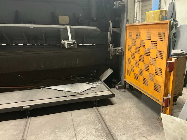 2005 haco hslx 3016 guillotineschaar - afbeelding 13 van  13