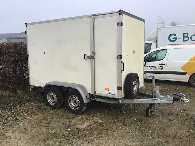 2005 hapert van auto aanhangwagen - afbeelding 12 van  18