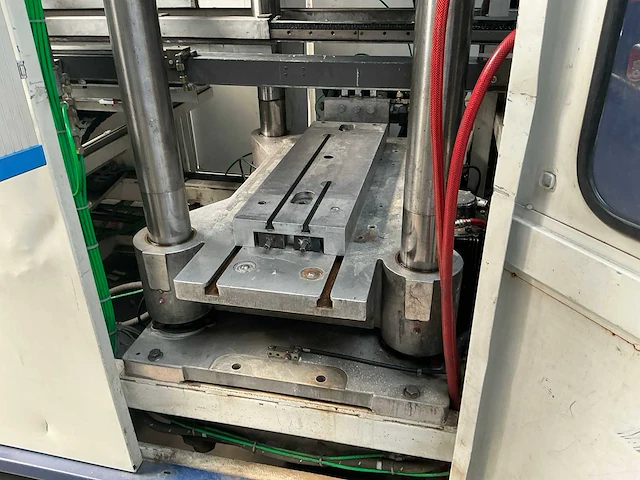 2005 illig rdk 54 automatische rolgevoede thermovormmachine - afbeelding 5 van  18