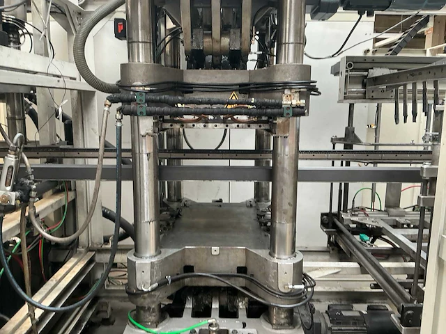 2005 illig rdk 54 automatische rolgevoede thermovormmachine - afbeelding 6 van  18