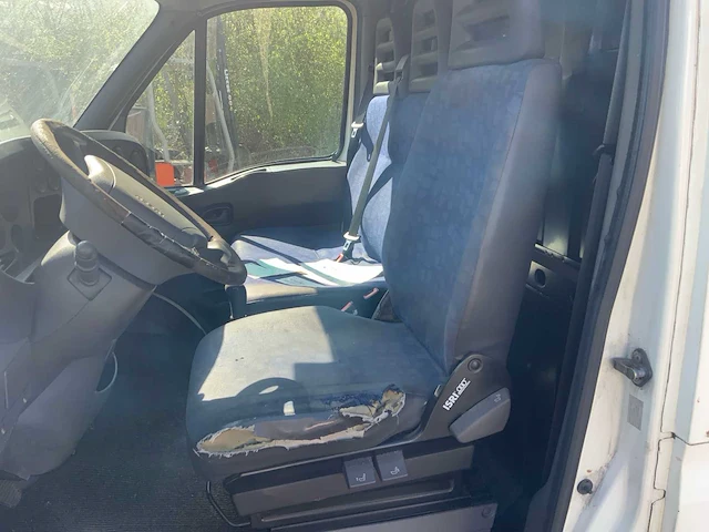 2005 iveco daily 29 l 12 v bedrijfswagen - afbeelding 3 van  21