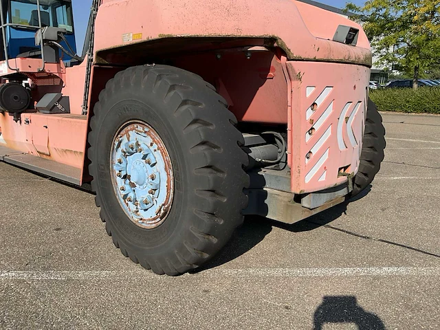 2005 kalmar drf 450 reachstacker - afbeelding 19 van  35