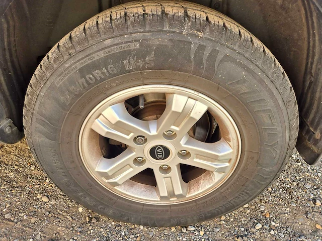 2005 kia sorento 4x4 - afbeelding 7 van  24