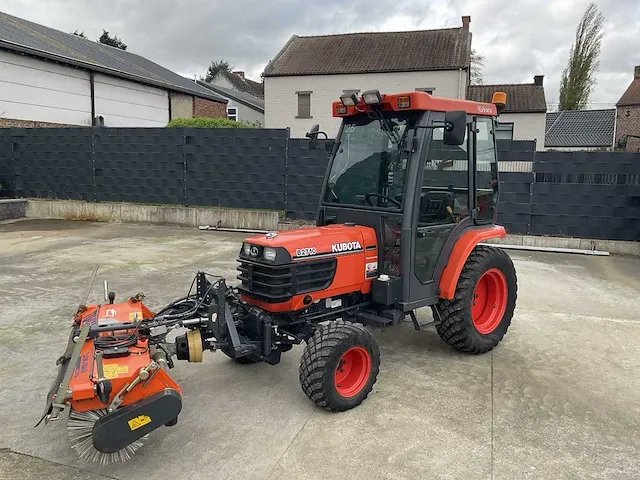 2005 kubota b2710hd minitractor - afbeelding 12 van  31