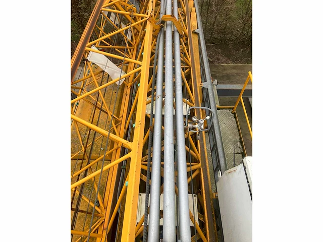 2005 liebherr umk 480 mobiele torenkraan - afbeelding 2 van  32