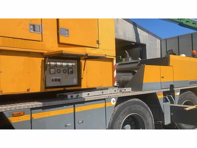 2005 liebherr umk 480 mobiele torenkraan - afbeelding 6 van  32