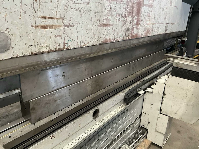 2005 lvd ppeb 220/42 cnc kantbank - afbeelding 3 van  36