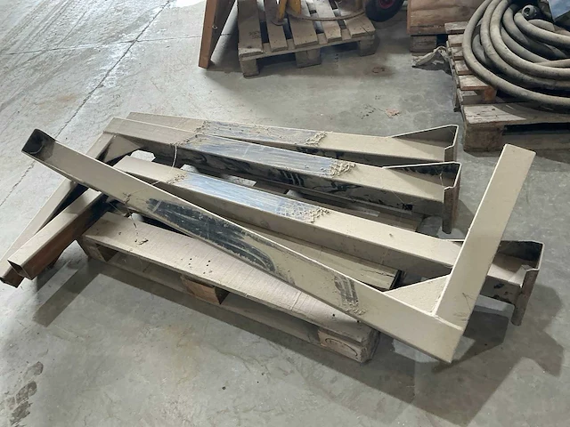 2005 man d20 tga33.430 vrachtwagen trekker met wisselsysteem - afbeelding 18 van  26