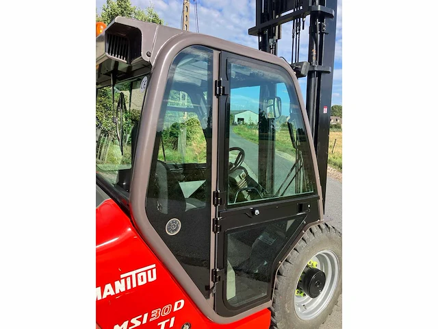 2005 manitou msi 35d s2e2 vorkheftruck met graafbak - afbeelding 31 van  68