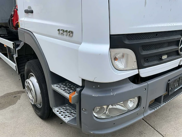 2005 mercedes atego 1218 kraan haak (zonder container) - afbeelding 18 van  48