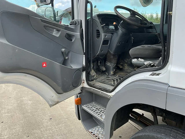 2005 mercedes atego 1218 kraan haak (zonder container) - afbeelding 20 van  48