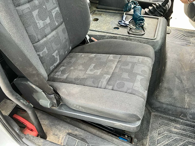 2005 mercedes atego 1218 kraan haak (zonder container) - afbeelding 36 van  48