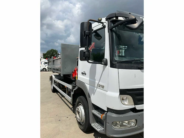 2005 mercedes atego 1218 kraan haak (zonder container) - afbeelding 47 van  48